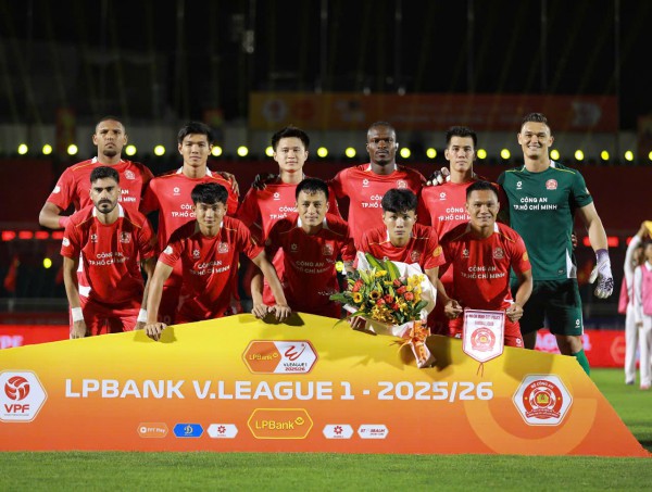 CLB Công an TP.HCM thắng trận đầu V-League: Lâu rồi sân Thống Nhất mới vui đến thế!