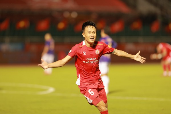 CLB Công an TP.HCM thắng trận đầu V-League: Lâu rồi sân Thống Nhất mới vui đến thế!