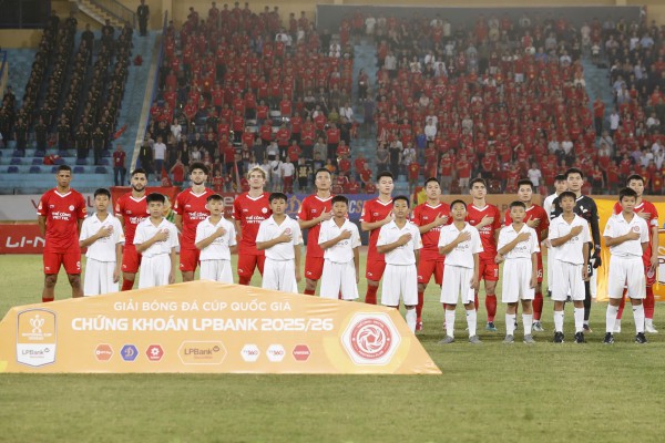 CLB Hà Nội bại trận, chìm sâu trong khủng hoảng: Thể Công Viettel đi tiếp ở Cúp quốc gia CLB Hà Nội bại trận, chìm sâu trong khủng hoảng: Thể Công Viettel đi tiếp ở Cúp quốc gia