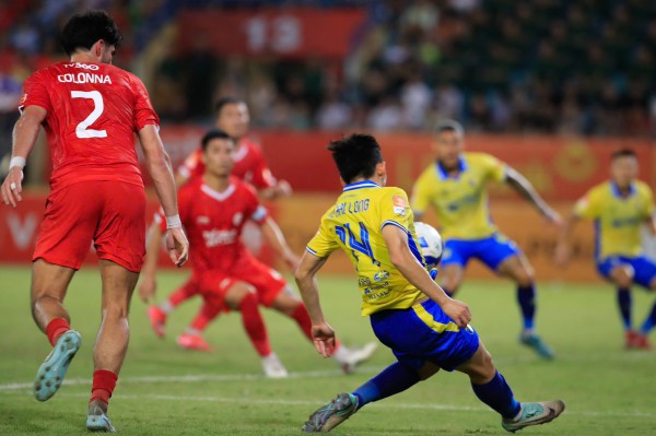 CLB Hà Nội bại trận, chìm sâu trong khủng hoảng: Thể Công Viettel đi tiếp ở Cúp quốc gia CLB Hà Nội bại trận, chìm sâu trong khủng hoảng: Thể Công Viettel đi tiếp ở Cúp quốc gia