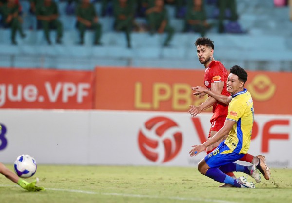 CLB Hà Nội bại trận, chìm sâu trong khủng hoảng: Thể Công Viettel đi tiếp ở Cúp quốc gia CLB Hà Nội bại trận, chìm sâu trong khủng hoảng: Thể Công Viettel đi tiếp ở Cúp quốc gia