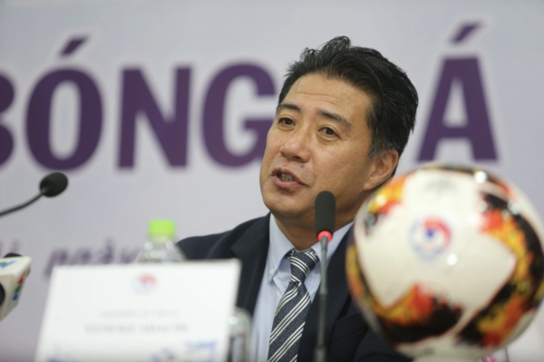 CLB Hà Nội sa thải HLV Nhật Bản, người tạm ngồi ghế nóng từng làm sếp lớn VFF CLB Hà Nội sa thải HLV Nhật Bản, người tạm ngồi ghế nóng từng làm sếp lớn VFF