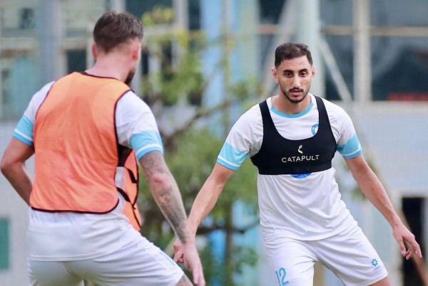 CLB Nam Định mang 11 'ông Tây' đá Cúp C2 châu Á: Quyết thắng đội tốp 4 Thái Lan CLB Nam Định mang 11 'ông Tây' đá Cúp C2 châu Á: Quyết thắng đội tốp 4 Thái Lan