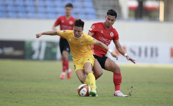 CLB Ninh Bình mượn Văn Thanh: HLV Tây Ban Nha có thêm trò giỏi CLB Ninh Bình mượn Văn Thanh: HLV Tây Ban Nha có thêm trò giỏi