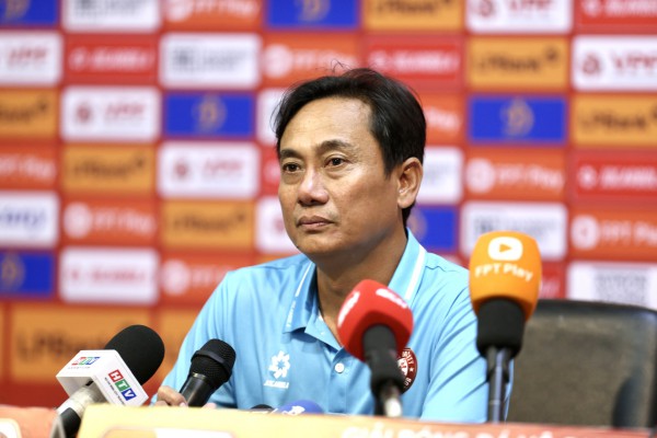 CLB TP.HCM chia tay HLV Phùng Thanh Phương, chấm HLV Tây Ban Nha CLB TP.HCM chia tay HLV Phùng Thanh Phương, chấm HLV Tây Ban Nha