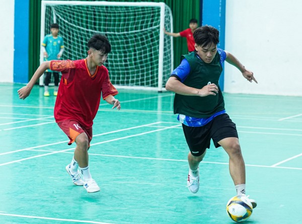 CLB Thái Sơn Nam: HLV Tây Ban Nha 'tìm vàng' từ hơn 2.600 thí sinh nam, nữ