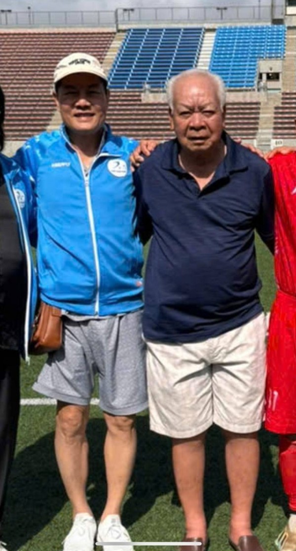 Cao Cường và Võ Thành Sơn hội ngộ cảm xúc tại Mỹ, cựu danh thủ khởi đầu ấn tượng Cao Cường và Võ Thành Sơn hội ngộ cảm xúc tại Mỹ, cựu danh thủ khởi đầu ấn tượng