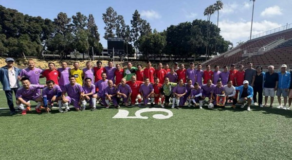 Cao Cường và Võ Thành Sơn hội ngộ cảm xúc tại Mỹ, cựu danh thủ khởi đầu ấn tượng Cao Cường và Võ Thành Sơn hội ngộ cảm xúc tại Mỹ, cựu danh thủ khởi đầu ấn tượng