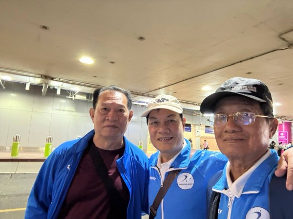 Cao Cường và Võ Thành Sơn hội ngộ cảm xúc tại Mỹ, cựu danh thủ khởi đầu ấn tượng Cao Cường và Võ Thành Sơn hội ngộ cảm xúc tại Mỹ, cựu danh thủ khởi đầu ấn tượng