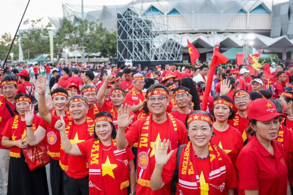 CĐV đặc biệt của U.23 Việt Nam: 'Mong trọng tài công tâm, đội tuyển nữ đã chịu thiệt rồi'