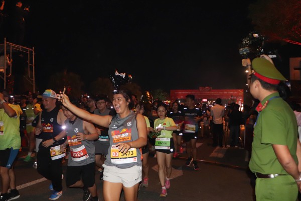 Chạy bộ xuyên giao thừa đánh dấu lần đầu tiên có giải chạy đêm quy mô lớn Chạy bộ xuyên giao thừa đánh dấu lần đầu tiên có giải chạy đêm quy mô lớn