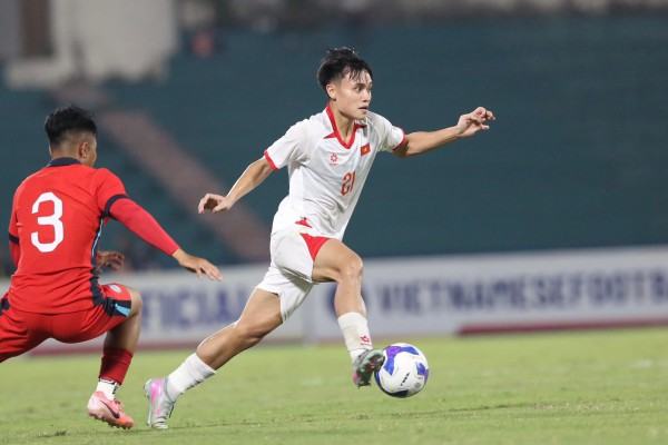 Chỉ trong 3 ngày, Minh Phúc sao mới nổi của U.23 Việt Nam ghi 2 bàn thắng đặc biệt quan trọng