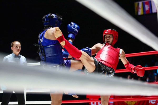 Chiến thuật đặc biệt giúp 2 võ sĩ muay Việt Nam đánh bại người Thái, lên đỉnh vinh quang! Chiến thuật đặc biệt giúp 2 võ sĩ muay Việt Nam đánh bại người Thái, lên đỉnh vinh quang!