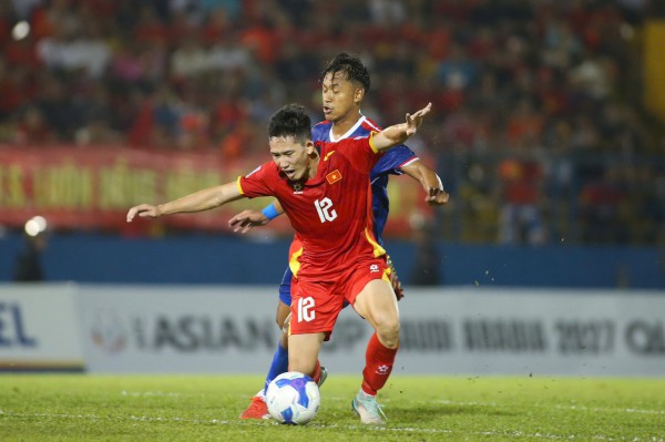 Chờ trọng tài Bahrain mang 'vận may' cho đội tuyển Việt Nam như đồng nghiệp Hàn Quốc Chờ trọng tài Bahrain mang 'vận may' cho đội tuyển Việt Nam như đồng nghiệp Hàn Quốc