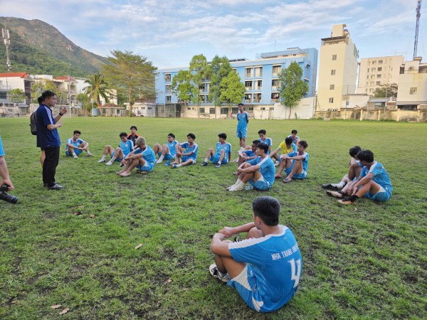 Chủ nhà Trường ĐH Nha Trang quyết tâm tỏa sáng tại VCK TNSV THACO cup 2026