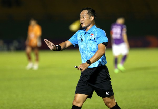 Chủ tịch FIFA gửi thư chia buồn với gia đình trọng tài Trần Đình Thịnh Chủ tịch FIFA gửi thư chia buồn với gia đình trọng tài Trần Đình Thịnh