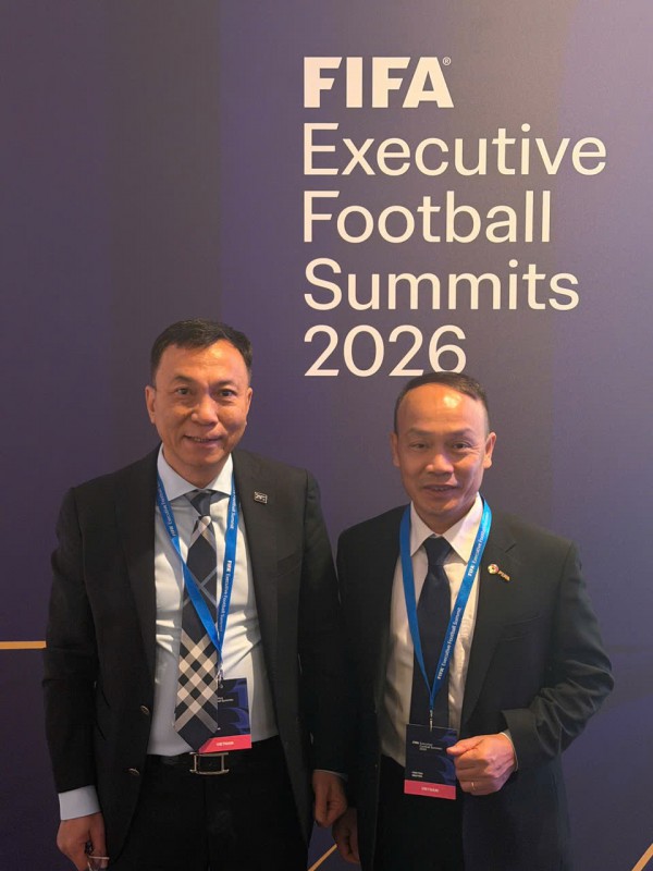 Chủ tịch FIFA và Chủ tịch VFF trao đổi về phát triển bóng đá Việt Nam Chủ tịch FIFA và Chủ tịch VFF trao đổi về phát triển bóng đá Việt Nam