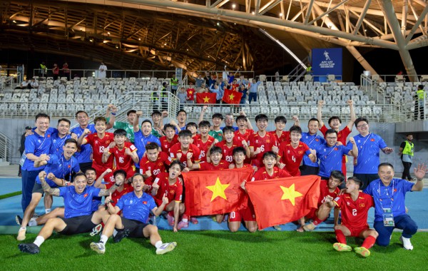 Chủ tịch JFA gửi thư chúc mừng U.17 Việt Nam giành vé World Cup, mong sớm gặp Chủ tịch VFF Chủ tịch JFA gửi thư chúc mừng U.17 Việt Nam giành vé World Cup, mong sớm gặp Chủ tịch VFF