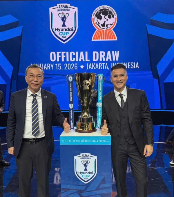 Chủ tịch VFF: ‘Vô địch AFF Cup đã khó, bảo vệ thành công còn khó hơn và Việt Nam phải giữ cho được’ Chủ tịch VFF: ‘Vô địch AFF Cup đã khó, bảo vệ thành công còn khó hơn và Việt Nam phải giữ cho được’