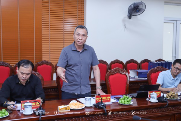 Chủ tịch VFF thăm LĐBĐ Thanh Hóa, mong có thêm tài năng cho đội tuyển quốc gia Chủ tịch VFF thăm LĐBĐ Thanh Hóa, mong có thêm tài năng cho đội tuyển quốc gia