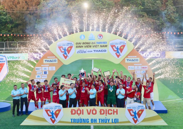 Chức vô địch ngọt ngào của đội Trường ĐH Thủy lợi, lễ bế mạc đầy cảm xúc!