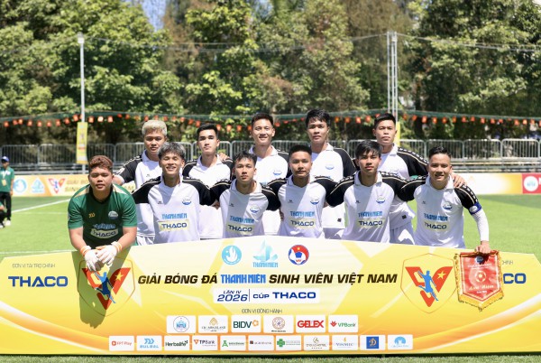 Chuyến tàu muộn đáng nhớ của Cường 'Van Dijk' cùng Trường ĐH Thủy lợi