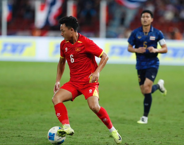 Con đường đúng để bóng đá Việt Nam phát triển bền vững