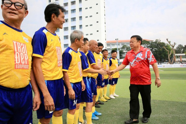 Công Nhậm lập hat-trick, Minh 'nhí' ghi cú đúp tạo kịch tính tại Trường ĐH Đồng Tháp