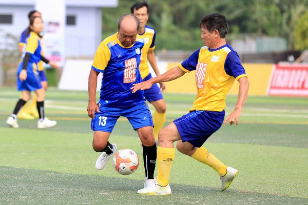 Công Nhậm lập hat-trick, Minh 'nhí' ghi cú đúp tạo kịch tính tại Trường ĐH Đồng Tháp