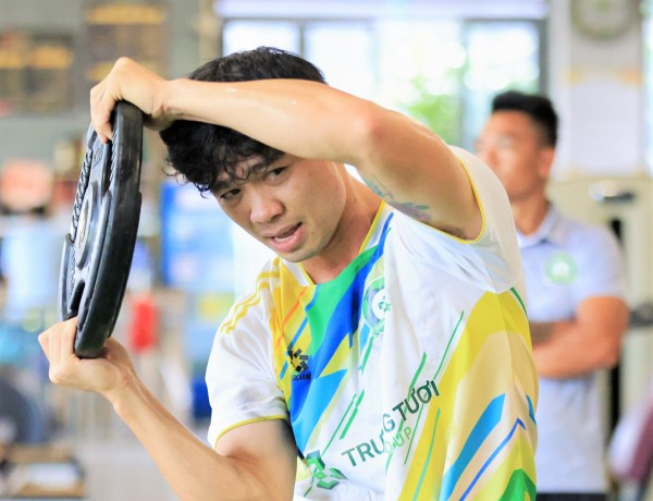 Công Phượng được đồn đá V-League sớm, HLV Việt Thắng 'tậu' 2 sao U.23 Việt Nam Công Phượng được đồn đá V-League sớm, HLV Việt Thắng 'tậu' 2 sao U.23 Việt Nam