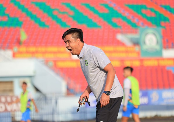 Công Phượng được đồn đá V-League sớm, HLV Việt Thắng 'tậu' 2 sao U.23 Việt Nam Công Phượng được đồn đá V-League sớm, HLV Việt Thắng 'tậu' 2 sao U.23 Việt Nam