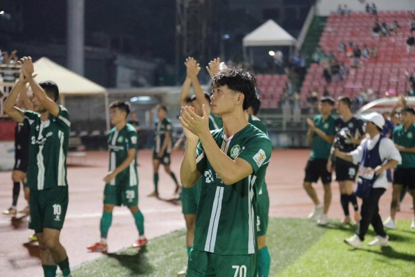 Công Phượng trải lòng đầy cảm xúc: ‘Chính từ thất bại này, tôi sẽ đứng dậy mạnh mẽ hơn’ Công Phượng trải lòng đầy cảm xúc: ‘Chính từ thất bại này, tôi sẽ đứng dậy mạnh mẽ hơn’