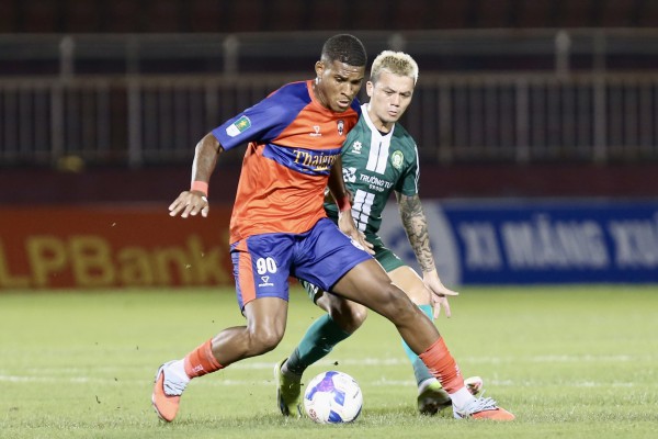 Công Phượng vẫn phải dự khán, Trường Tươi Đồng Nai thắng ngược nghẹt thở đội cuối bảng Công Phượng vẫn phải dự khán, Trường Tươi Đồng Nai thắng ngược nghẹt thở đội cuối bảng