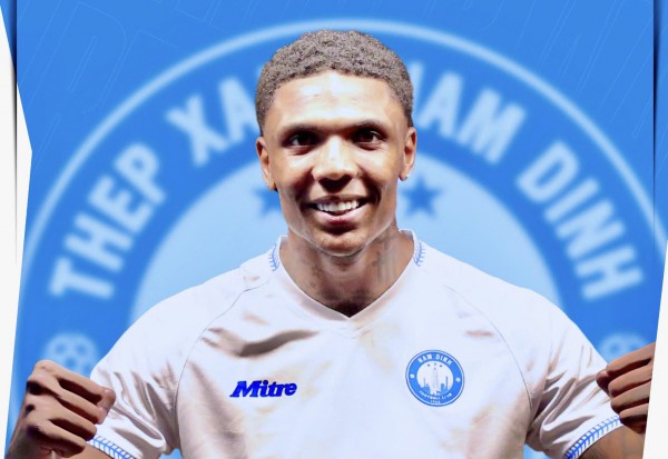 Cuộc chạy đua mua sắm 'sao' của các đại gia V-League