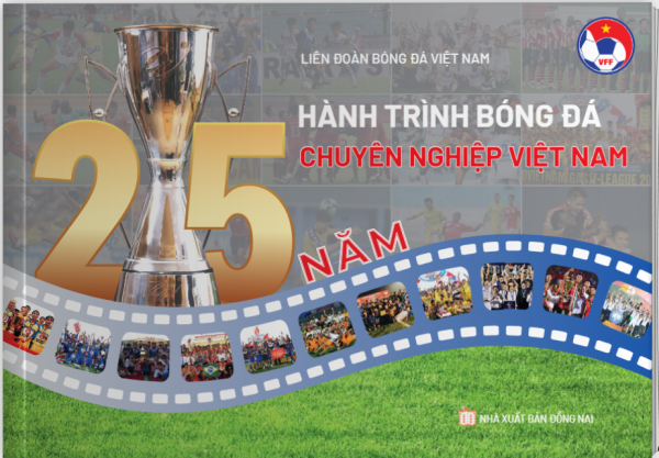 Cuốn sách đặc biệt ghi lại khoảnh khắc HAGL và Kiatisak thống trị V-League Cuốn sách đặc biệt ghi lại khoảnh khắc HAGL và Kiatisak thống trị V-League