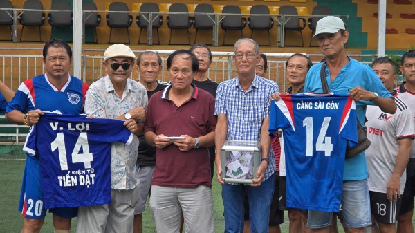 Cựu Vua phá lưới bóng đá Việt Nam, 'Tiếu già' Hồ Văn Lợi không còn nữa