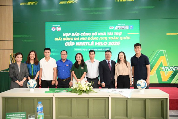 Duy Mạnh, Tuấn Hải truyền lửa cho cầu thủ nhí ở giải U.11 toàn quốc Cúp Nestlé MILO 2026 Duy Mạnh, Tuấn Hải truyền lửa cho cầu thủ nhí ở giải U.11 toàn quốc Cúp Nestlé MILO 2026