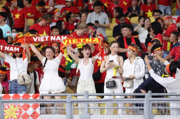 FIFA trừng phạt bóng đá Malaysia, đội tuyển Việt Nam càng kiên định con đường đi đúng đắn FIFA trừng phạt bóng đá Malaysia, đội tuyển Việt Nam càng kiên định con đường đi đúng đắn