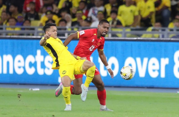 Giữa ồn ào của Malaysia, đội tuyển Việt Nam gọi bao nhiêu cầu thủ nhập tịch?