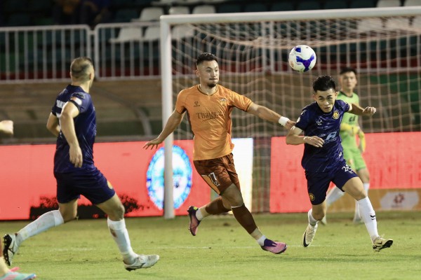 HAGL thoát đáy bảng trước khi V-League tạm nghỉ HAGL thoát đáy bảng trước khi V-League tạm nghỉ