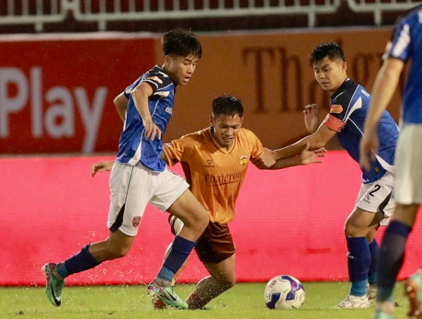 HAGL và lời cảnh báo đắt giá, xin đừng ‘dành cả mùa giải chỉ để lo trụ hạng’