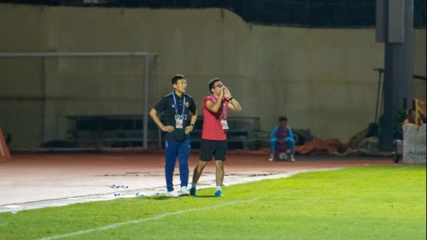 HLV Choi Won-kwon muốn Thanh Hóa vô địch V-League, HLV Đà Nẵng lại chỉ mong trụ hạng HLV Choi Won-kwon muốn Thanh Hóa vô địch V-League, HLV Đà Nẵng lại chỉ mong trụ hạng