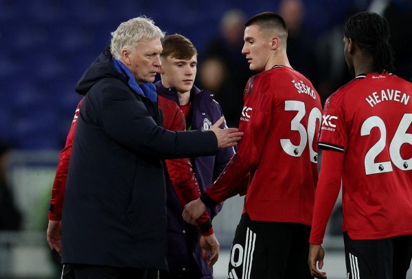 HLV Everton cay đắng thừa nhận M.U thắng may mắn, HLV Carrick ca ngợi hết lời 2 nhân vật đặc biệt HLV Everton cay đắng thừa nhận M.U thắng may mắn, HLV Carrick ca ngợi hết lời 2 nhân vật đặc biệt