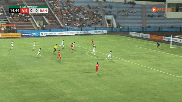 HLV Kim Sang-sik dùng người thông minh, U.23 Việt Nam đánh bại Bangladesh: Trọn vẹn ngày ra quân HLV Kim Sang-sik dùng người thông minh, U.23 Việt Nam đánh bại Bangladesh: Trọn vẹn ngày ra quân