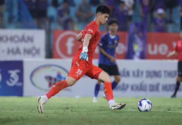 HLV Kim Sang-sik liên tiếp nhận tin vui HLV Kim Sang-sik liên tiếp nhận tin vui