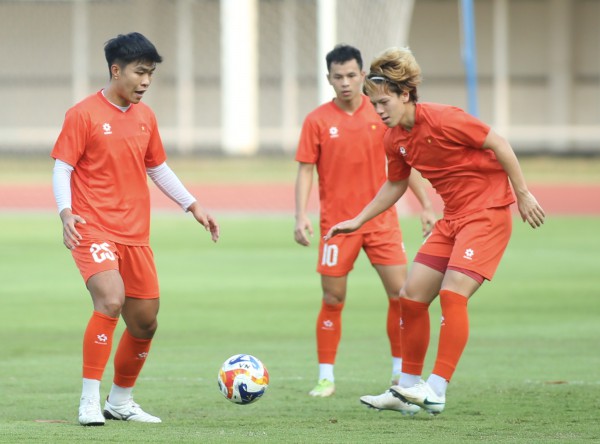 HLV Kim nói khả năng Lý Đức đá bán kết còn bỏ ngỏ, sự thật thế nào? HLV Kim nói khả năng Lý Đức đá bán kết còn bỏ ngỏ, sự thật thế nào?