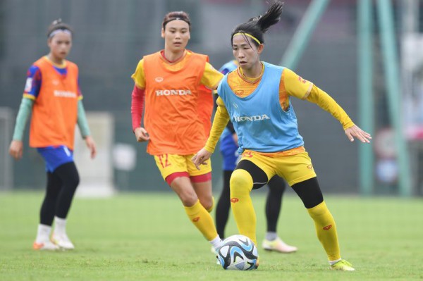 HLV Mai Đức Chung: ĐT nữ Việt Nam chuẩn bị kỹ lưỡng cho World Cup