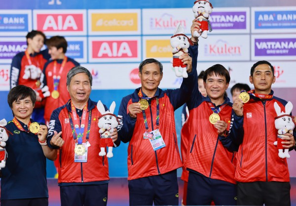 HLV Mai Đức Chung tiếp tục dẫn dắt đội tuyển Việt Nam, mục tiêu cao tại SEA Games 33