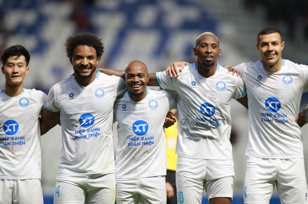 HLV Nam Định bất ngờ tiết lộ tình trạng mới nhất của Xuân Son, quyết thắng đối thủ Singapore tại Thiên Trường