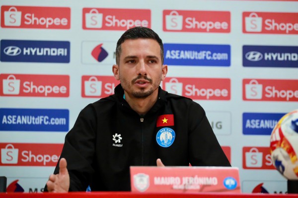 HLV Nam Định bất ngờ tiết lộ tình trạng mới nhất của Xuân Son, quyết thắng đối thủ Singapore tại Thiên Trường